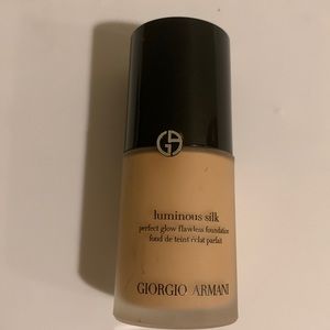 Giorgio Armani luminous silk foundation, shade 3.5